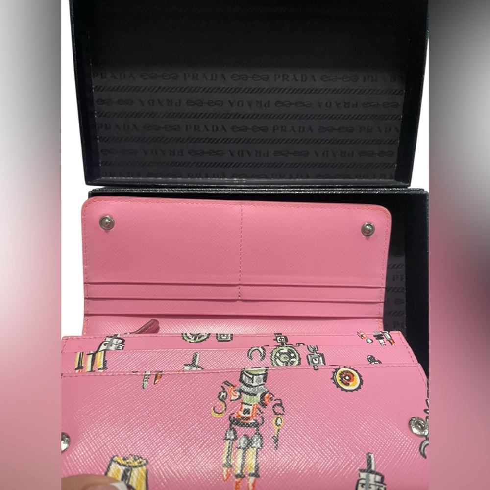 RARE Edition Prada Saffiano Metal Leather Continental Wallet w/ COA & Boxing - Picture 5 of 16
